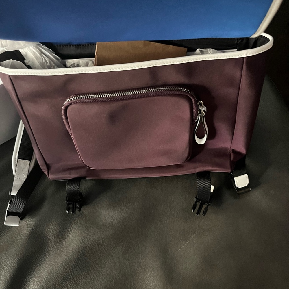 BRAND NEW AUTHENTIC “BURBERRY” BACKPACK‼️ - Picture 3 of 9